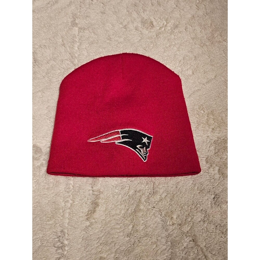 Kids Red New England Patriots Beanie 🏈Knit Cap 🏈CLASSIC NFL PATCH/Logo